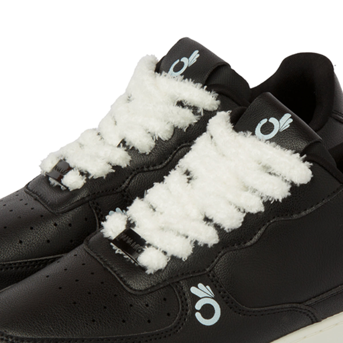 Laces Fluffy White