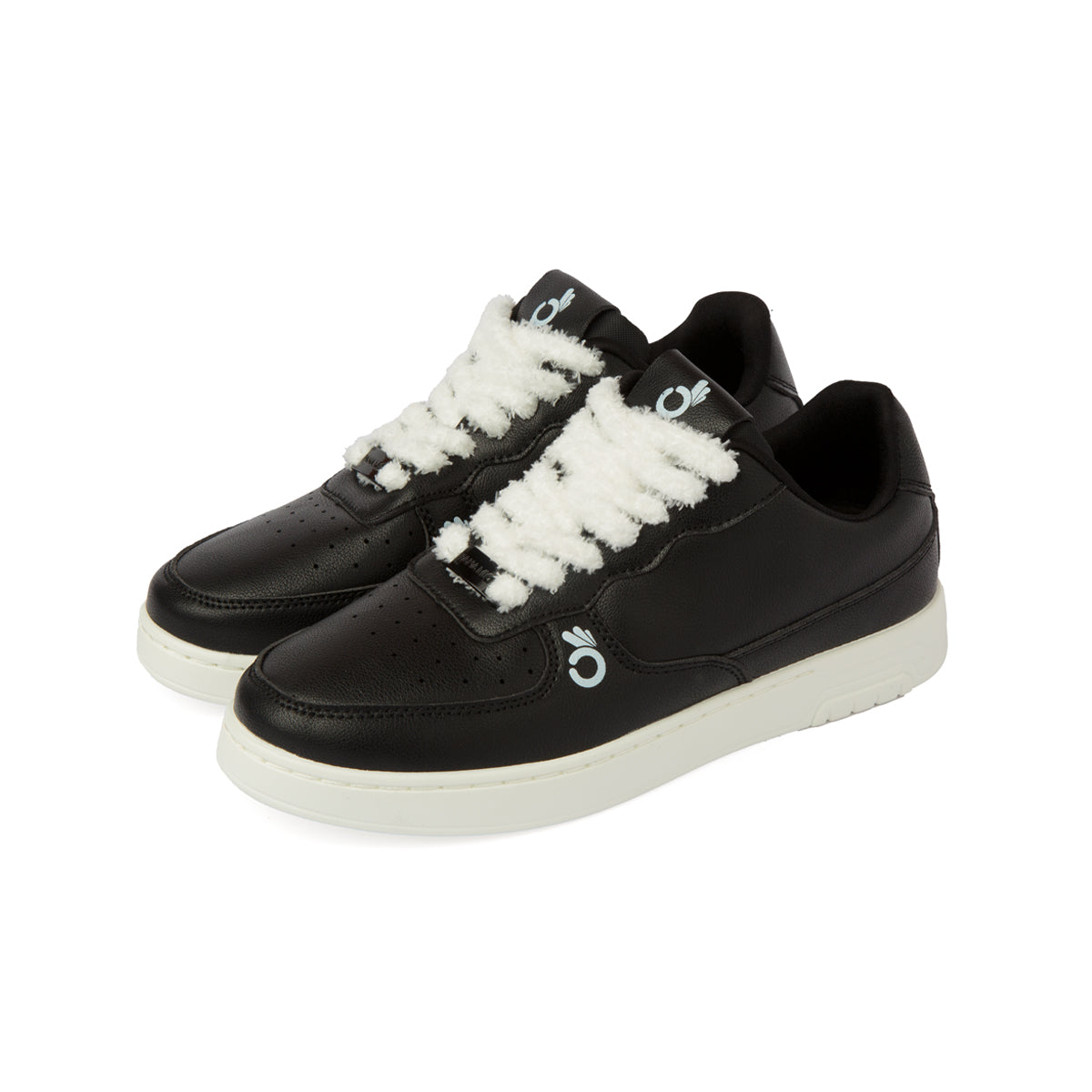Laces Fluffy White
